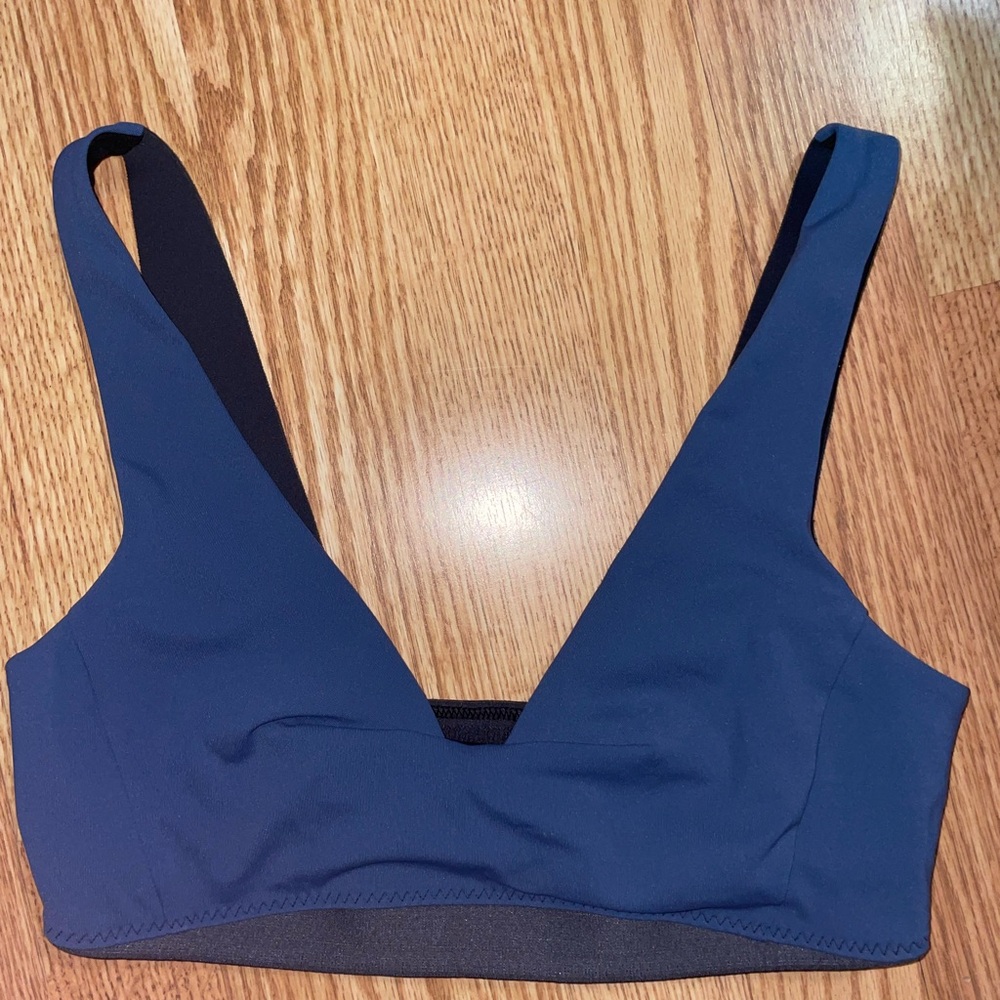 Lulu sports bra